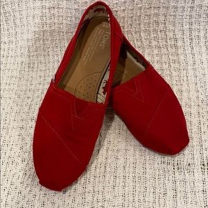 Toms Alpargatas Red, size 8